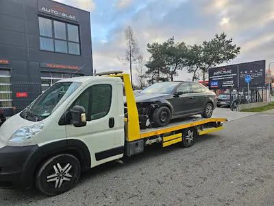 Laweta Pomoc Drogowa 24h Warszawa